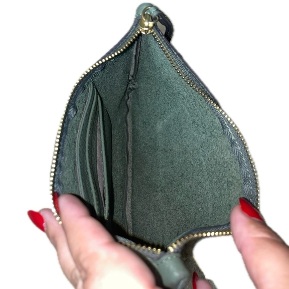 Vince Camuto Green Leather Wristlet - Picture 11 of 13